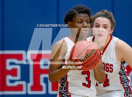 Thumbnail 2 in Seventy-First @ Terry Sanford photogallery.