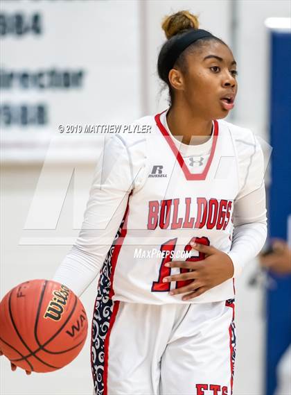 Thumbnail 1 in Seventy-First @ Terry Sanford photogallery.
