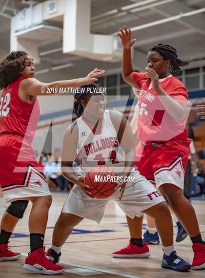 Thumbnail 3 in Seventy-First @ Terry Sanford photogallery.