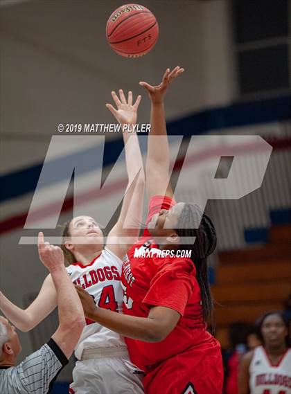Thumbnail 1 in Seventy-First @ Terry Sanford photogallery.