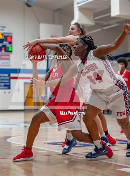 Thumbnail 1 in Seventy-First @ Terry Sanford photogallery.