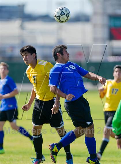 Thumbnail 2 in Brennan vs Bandera photogallery.