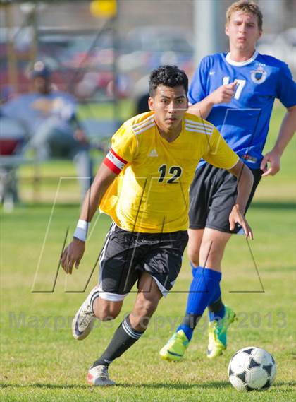 Thumbnail 3 in Brennan vs Bandera photogallery.