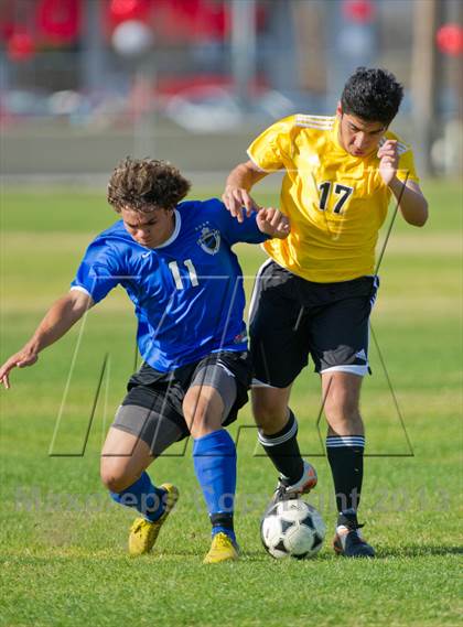 Thumbnail 2 in Brennan vs Bandera photogallery.