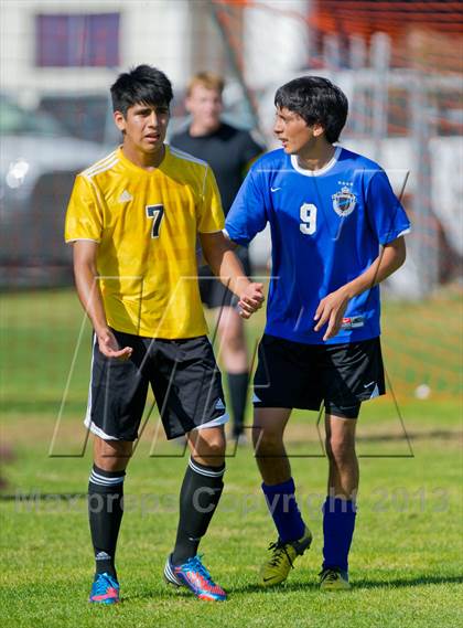 Thumbnail 3 in Brennan vs Bandera photogallery.