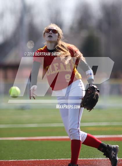Thumbnail 3 in Olean vs Williamsville South (Just Show Up) photogallery.