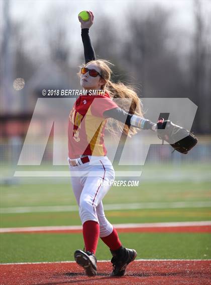 Thumbnail 3 in Olean vs Williamsville South (Just Show Up) photogallery.