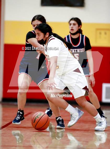 Thumbnail 2 in Brentwood School vs  Bishop Conaty-Loretto photogallery.