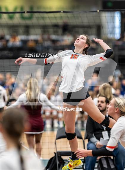 Thumbnail 3 in Richfield vs. Ogden (UHSAA 3A 2nd Round) photogallery.