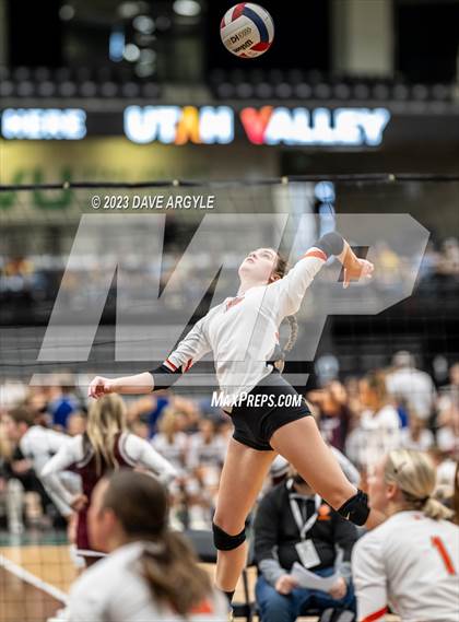 Thumbnail 3 in Richfield vs. Ogden (UHSAA 3A 2nd Round) photogallery.