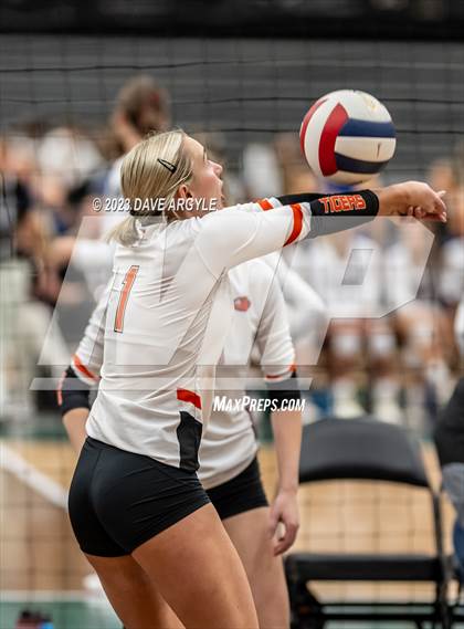 Thumbnail 2 in Richfield vs. Ogden (UHSAA 3A 2nd Round) photogallery.