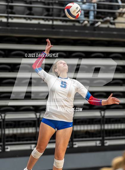 Thumbnail 3 in Richfield vs. Ogden (UHSAA 3A 2nd Round) photogallery.