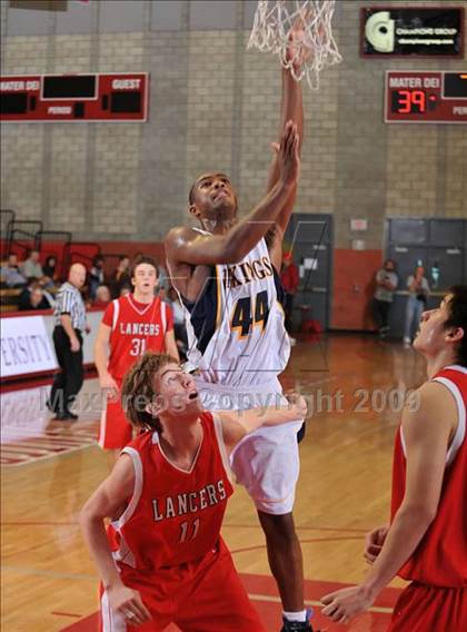 Thumbnail 3 in Campbell Hall vs. Lutheran (Nike Extravaganza) photogallery.
