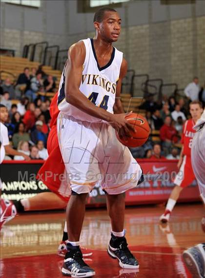 Thumbnail 1 in Campbell Hall vs. Lutheran (Nike Extravaganza) photogallery.