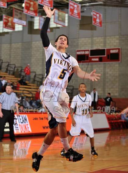 Thumbnail 3 in Campbell Hall vs. Lutheran (Nike Extravaganza) photogallery.