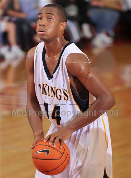 Thumbnail 3 in Campbell Hall vs. Lutheran (Nike Extravaganza) photogallery.