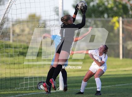 Thumbnail 3 in Columbine @ Valor Christian photogallery.