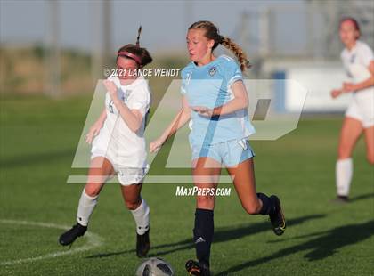 Thumbnail 3 in Columbine @ Valor Christian photogallery.