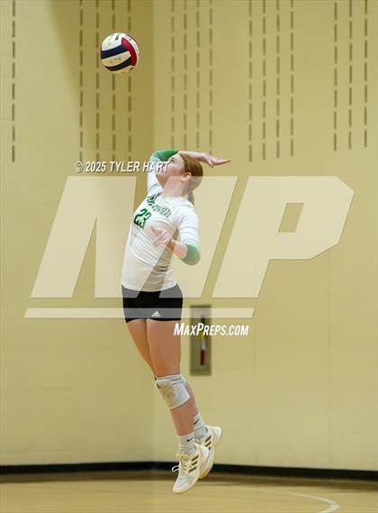 Thumbnail 1 in Floyd Central vs. Tri-West Hendricks photogallery.