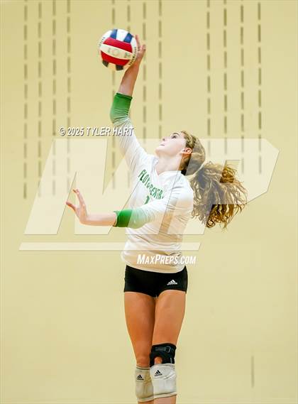 Thumbnail 3 in Floyd Central vs. Tri-West Hendricks photogallery.