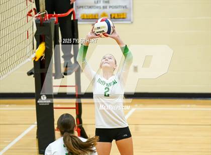 Thumbnail 1 in Floyd Central vs. Tri-West Hendricks photogallery.