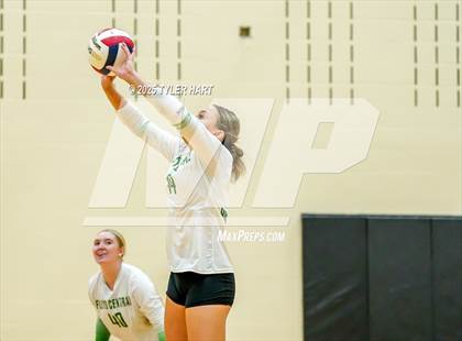 Thumbnail 2 in Floyd Central vs. Tri-West Hendricks photogallery.