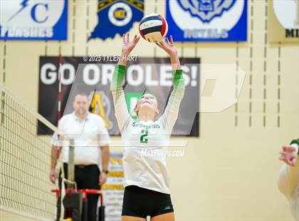 Thumbnail 2 in Floyd Central vs. Tri-West Hendricks photogallery.