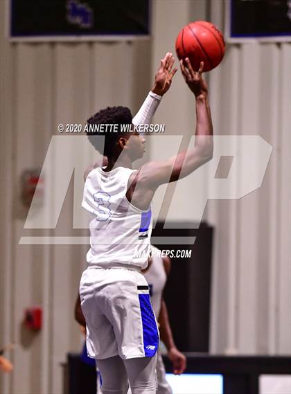 Thumbnail 2 in Master's Academy vs. Windermere (Kaylin High Master's Classic) photogallery.
