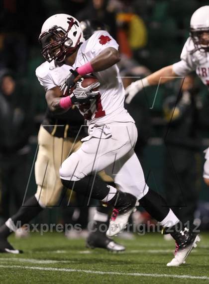Thumbnail 3 in Aquinas Institute vs. Rush-Henrietta (NYSPHSAA Section 5 Class AA Semifinal) photogallery.