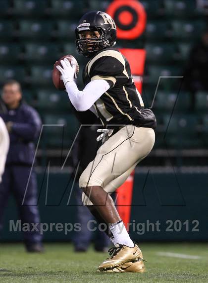 Thumbnail 1 in Aquinas Institute vs. Rush-Henrietta (NYSPHSAA Section 5 Class AA Semifinal) photogallery.