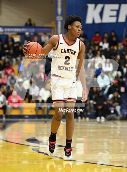 Thumbnail 2 in McKinley vs. St. Ignatius (OHSAA Division 1 Regional Final) photogallery.