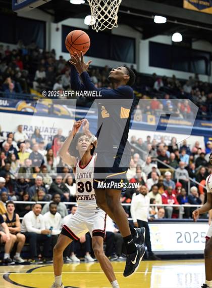 Thumbnail 2 in McKinley vs. St. Ignatius (OHSAA Division 1 Regional Final) photogallery.