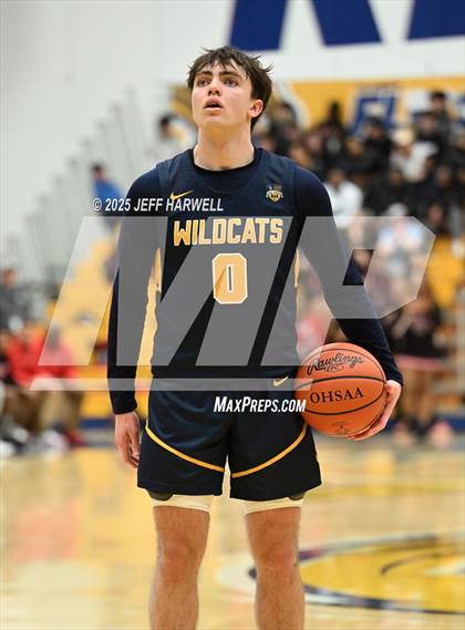 Thumbnail 1 in McKinley vs. St. Ignatius (OHSAA Division 1 Regional Final) photogallery.