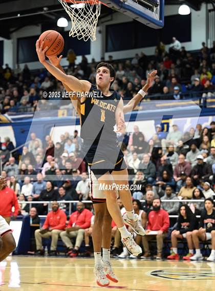 Thumbnail 2 in McKinley vs. St. Ignatius (OHSAA Division 1 Regional Final) photogallery.
