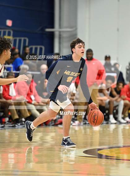 Thumbnail 1 in McKinley vs. St. Ignatius (OHSAA Division 1 Regional Final) photogallery.