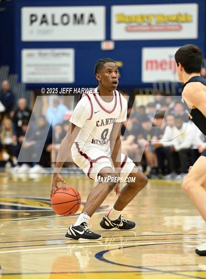 Thumbnail 3 in McKinley vs. St. Ignatius (OHSAA Division 1 Regional Final) photogallery.