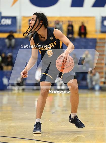 Thumbnail 1 in McKinley vs. St. Ignatius (OHSAA Division 1 Regional Final) photogallery.