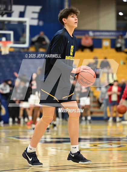Thumbnail 2 in McKinley vs. St. Ignatius (OHSAA Division 1 Regional Final) photogallery.
