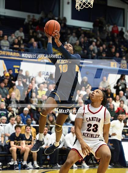 Thumbnail 3 in McKinley vs. St. Ignatius (OHSAA Division 1 Regional Final) photogallery.