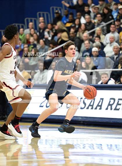 Thumbnail 3 in McKinley vs. St. Ignatius (OHSAA Division 1 Regional Final) photogallery.