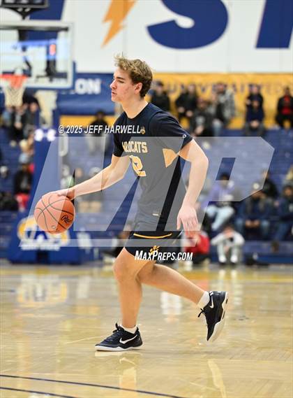 Thumbnail 2 in McKinley vs. St. Ignatius (OHSAA Division 1 Regional Final) photogallery.