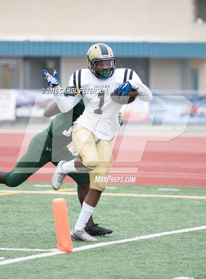 Thumbnail 1 in Los Osos @ Chino Hills photogallery.
