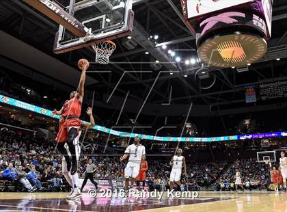 Thumbnail 1 in Sierra Canyon vs. Chaminade  (Bass Pro Tournament of Champions) photogallery.