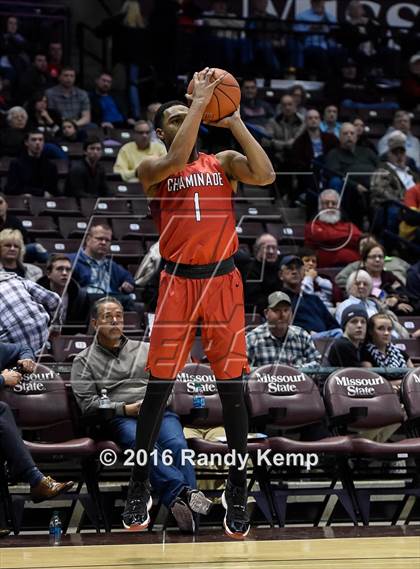 Thumbnail 3 in Sierra Canyon vs. Chaminade  (Bass Pro Tournament of Champions) photogallery.