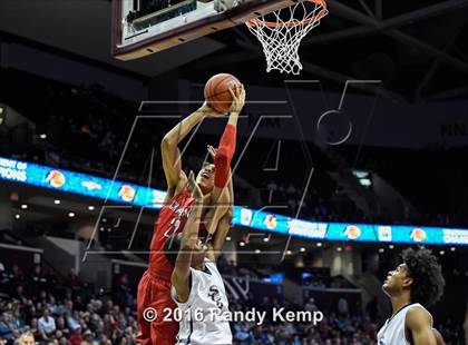Thumbnail 1 in Sierra Canyon vs. Chaminade  (Bass Pro Tournament of Champions) photogallery.