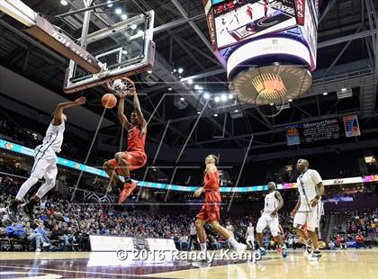 Thumbnail 3 in Sierra Canyon vs. Chaminade  (Bass Pro Tournament of Champions) photogallery.