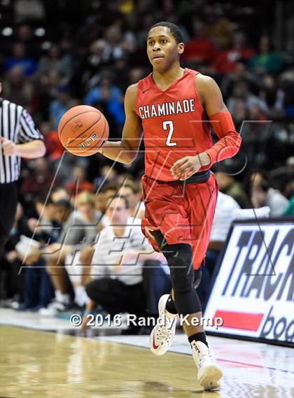 Thumbnail 2 in Sierra Canyon vs. Chaminade  (Bass Pro Tournament of Champions) photogallery.