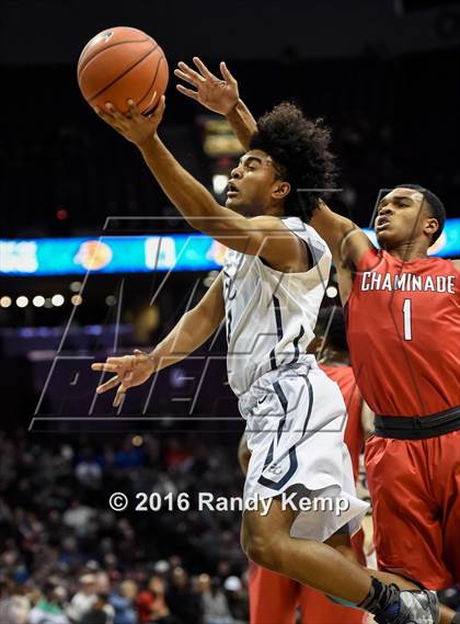 Thumbnail 3 in Sierra Canyon vs. Chaminade  (Bass Pro Tournament of Champions) photogallery.