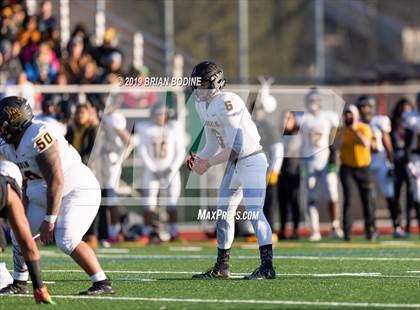Thumbnail 1 in Lincoln vs Eastside Catholic (WIAA 3A Semifinal) photogallery.