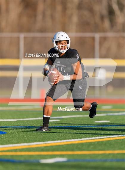 Thumbnail 3 in Lincoln vs Eastside Catholic (WIAA 3A Semifinal) photogallery.